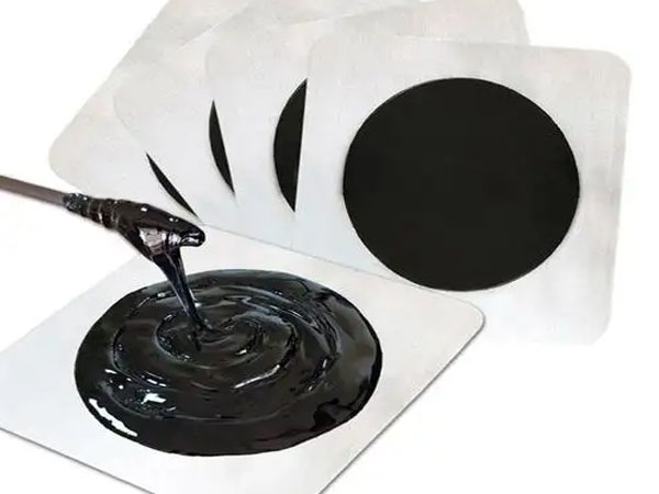 傳統手工黑膏藥怎么制作,用的什么油熬制? 傳統手工黑膏藥怎么制作,用的什么油熬制?